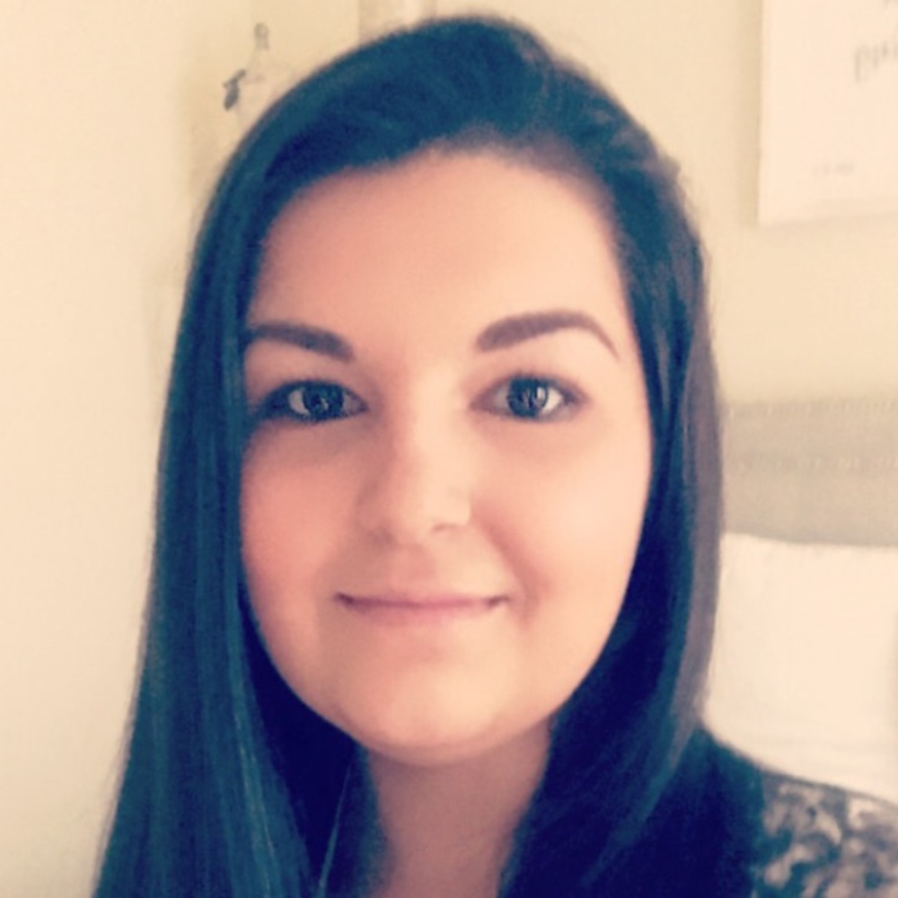 Meet your Posher, Alexis
